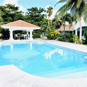 Сasa de vacaciones Casa Blanca Zh Kukulkán Mall, Cancún